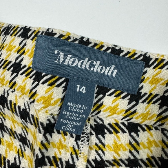 New ModCloth About to Bloom Cropped Pants Yellow Check - Picture 6 of 10